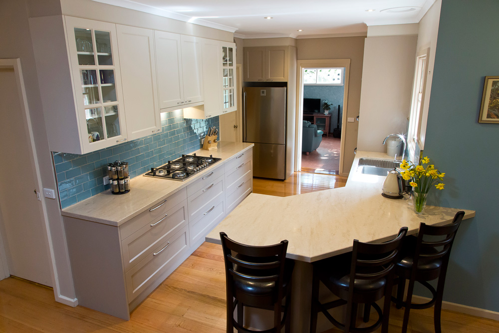 Kitchen renovation<br>beige & blue